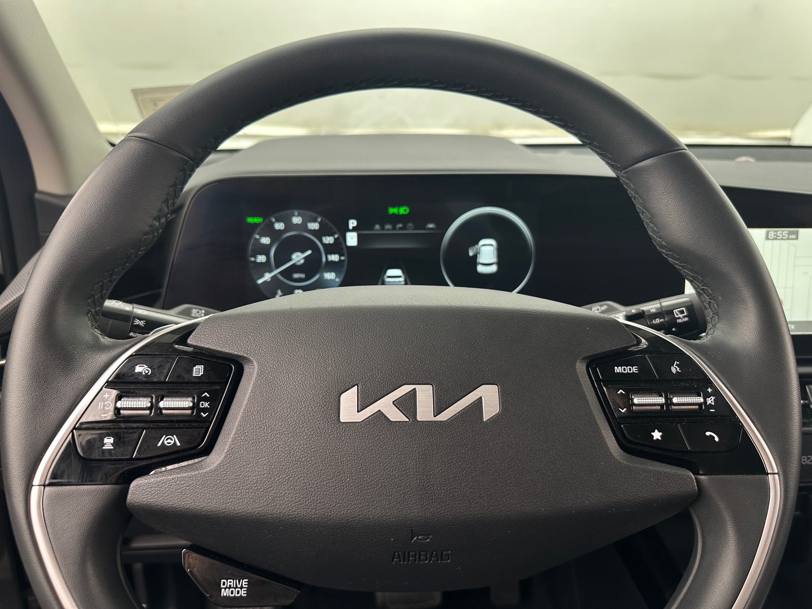 Thumbnail: 2023 Kia Niro - 4