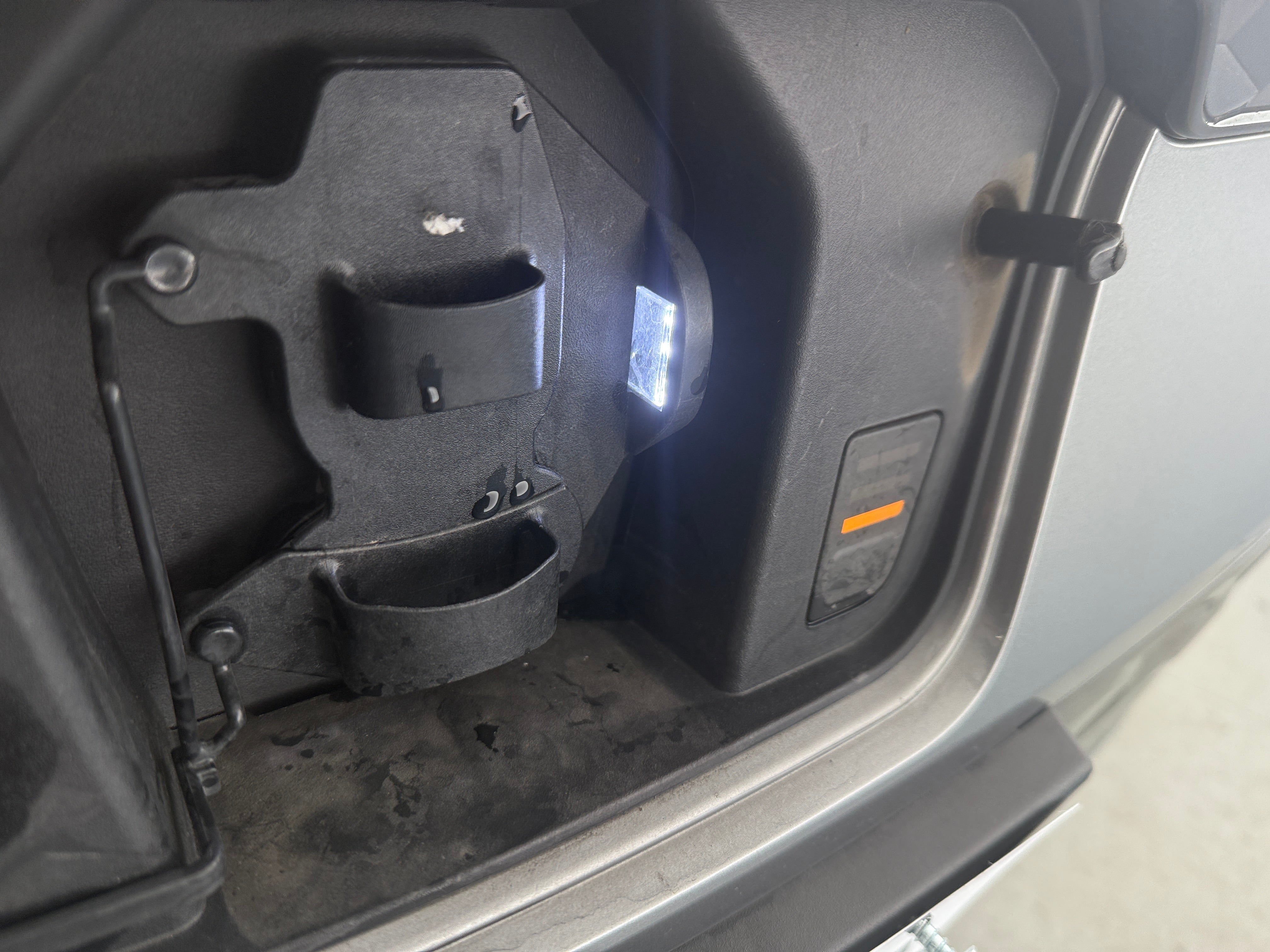 Used 2023 Kia Niro Wind with VIN KNDCR3L10P5039113 for sale in Oak Creek, WI