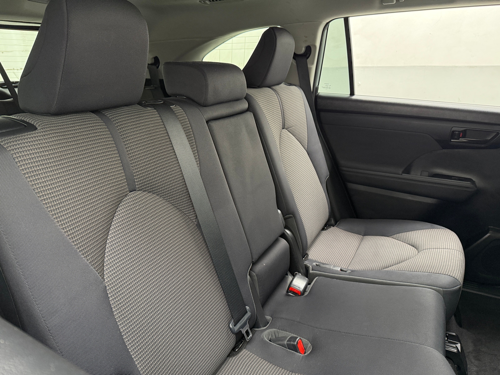 Thumbnail: 2023 Toyota Highlander - 6