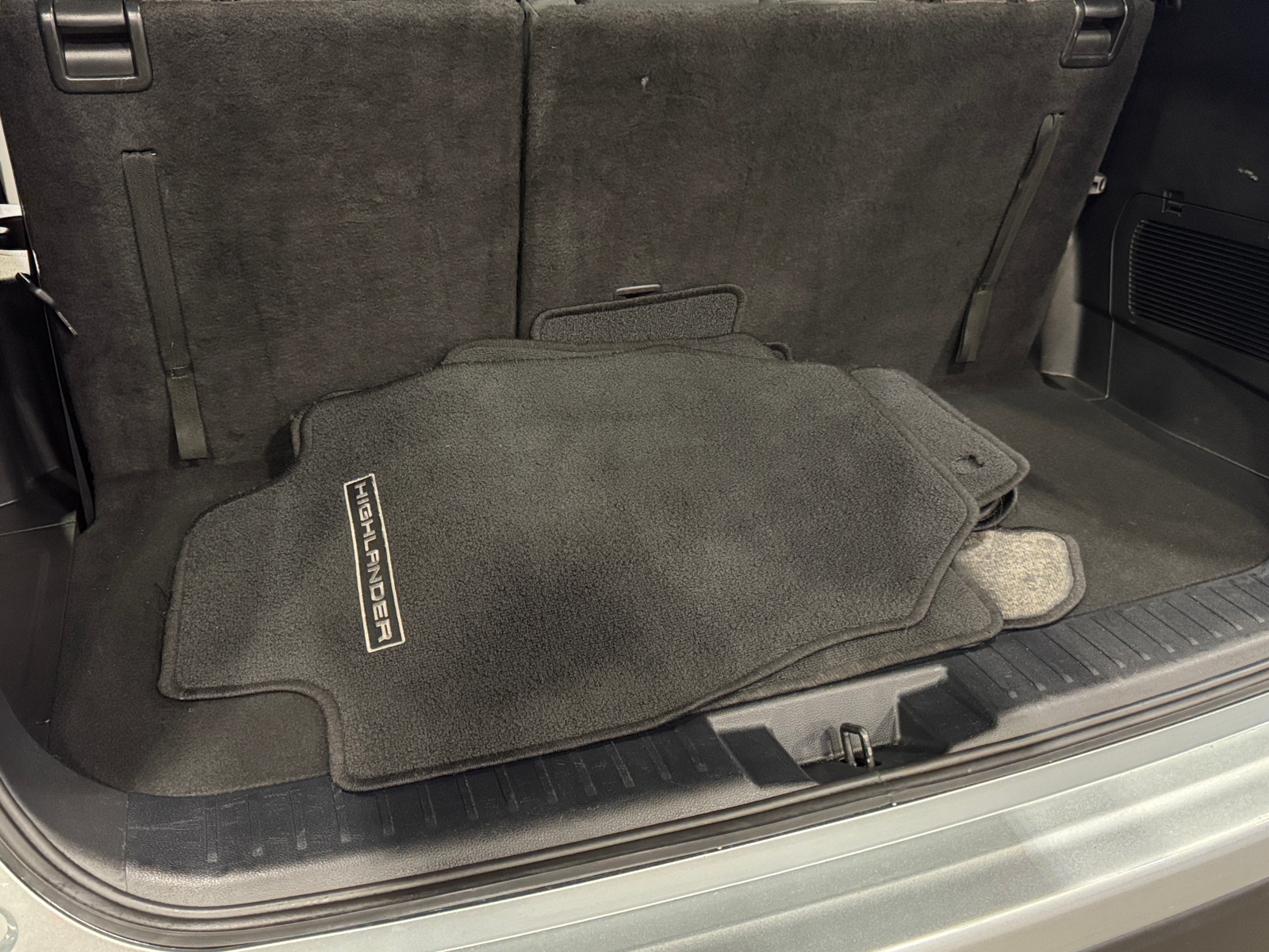 Thumbnail: 2023 Toyota Highlander - 7