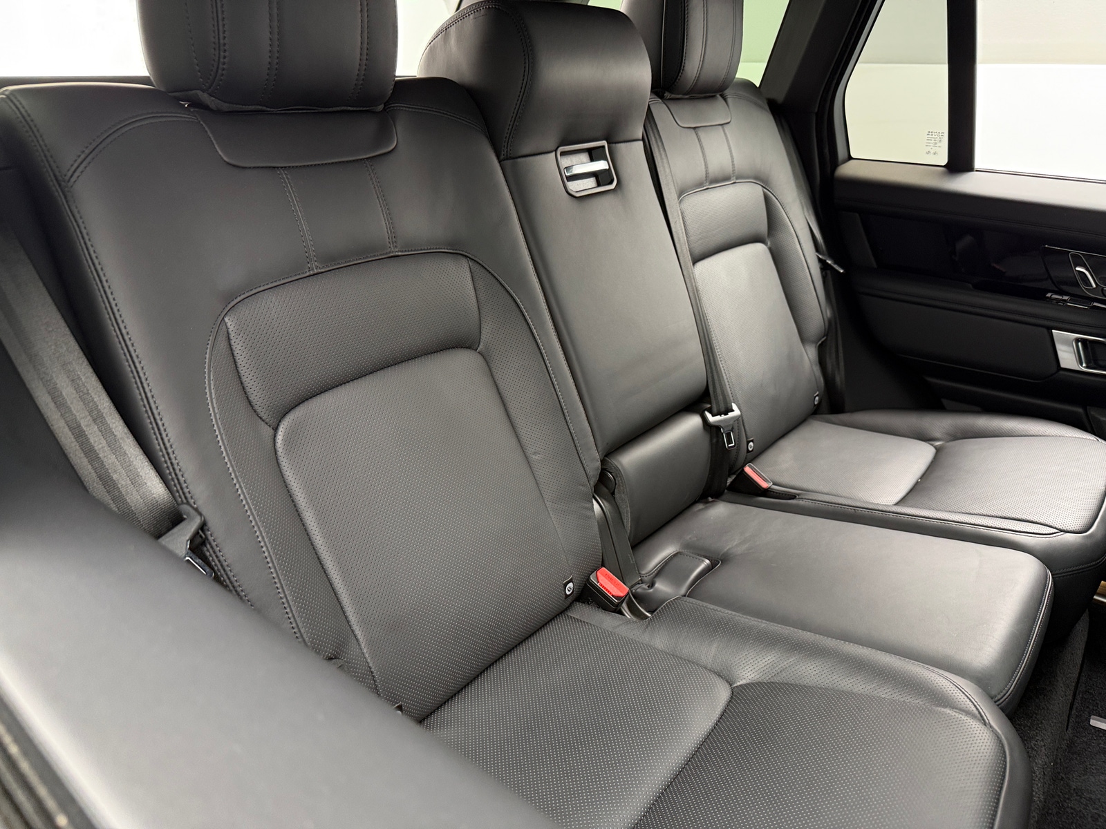 Thumbnail: 2020 Land Rover Range Rover - 5