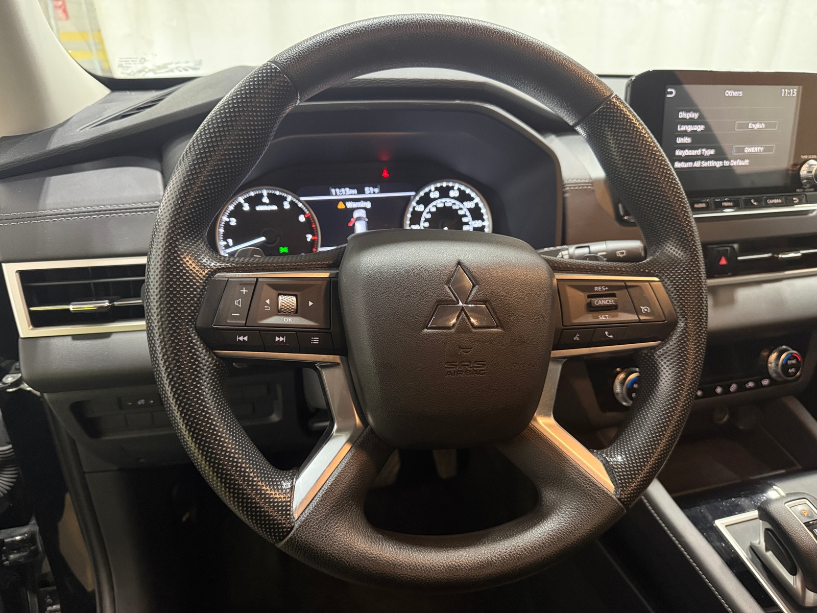 Thumbnail: 2022 Mitsubishi Outlander - 5