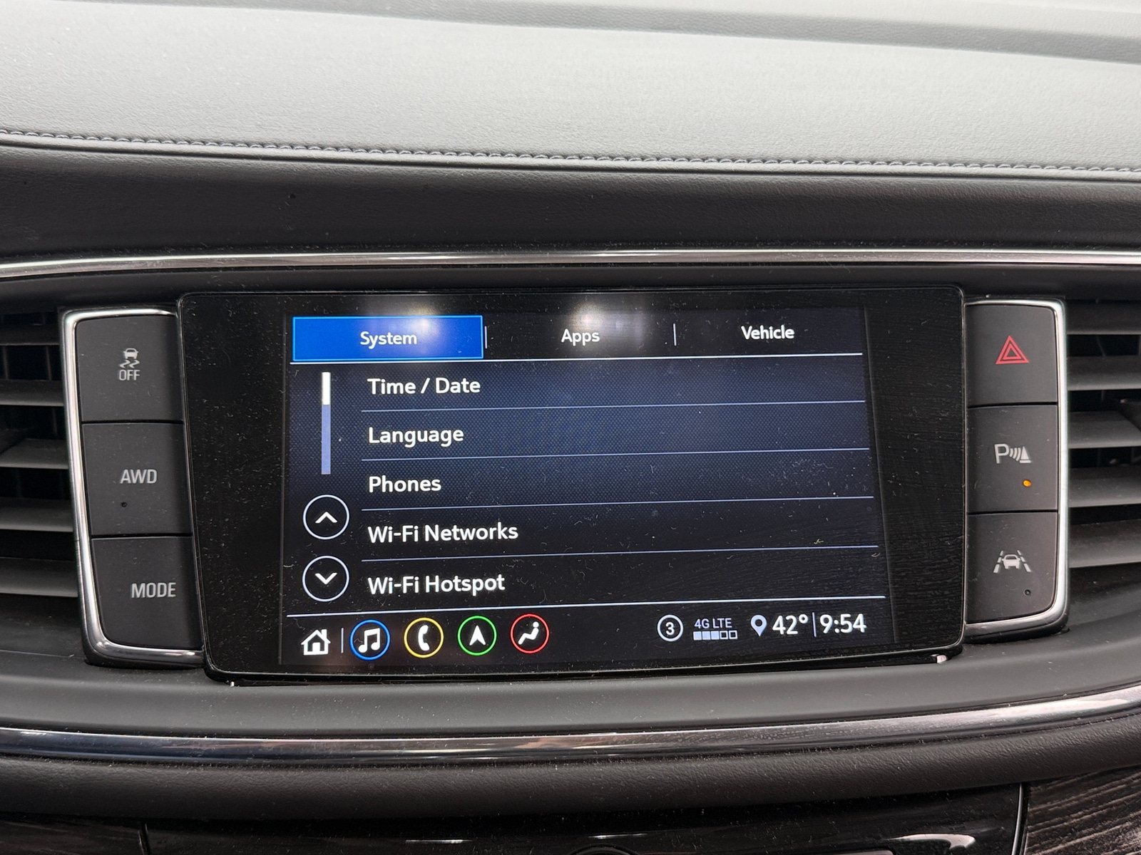 Thumbnail: 2021 Buick Enclave - 3