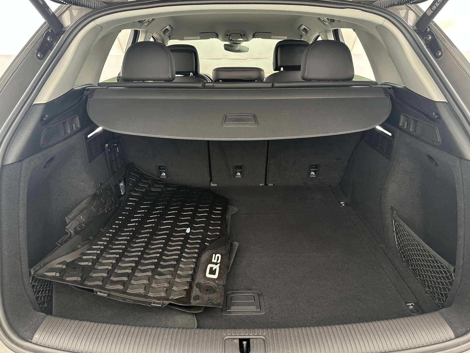 Thumbnail: 2023 Audi Q5 - 6