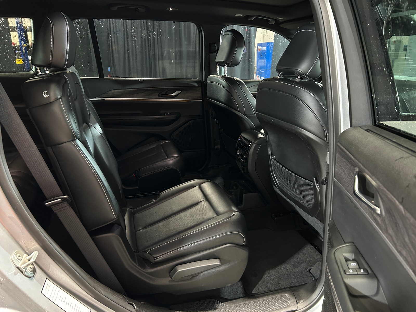 Thumbnail: 2024 Jeep Grand Cherokee L - 5