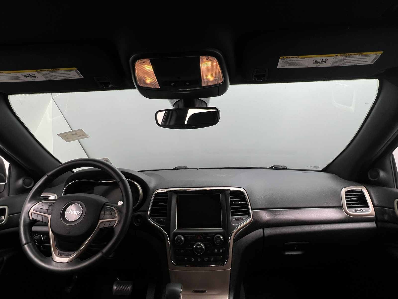 Thumbnail: 2017 Jeep Grand Cherokee - 3