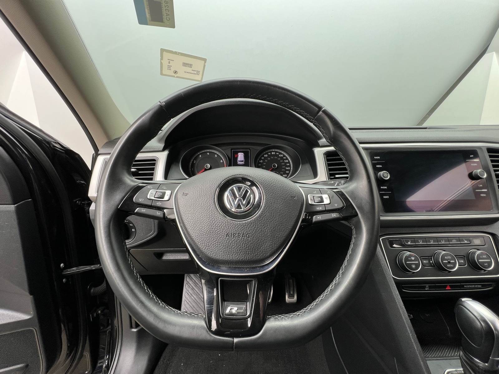 Thumbnail: 2019 Volkswagen Atlas - 4