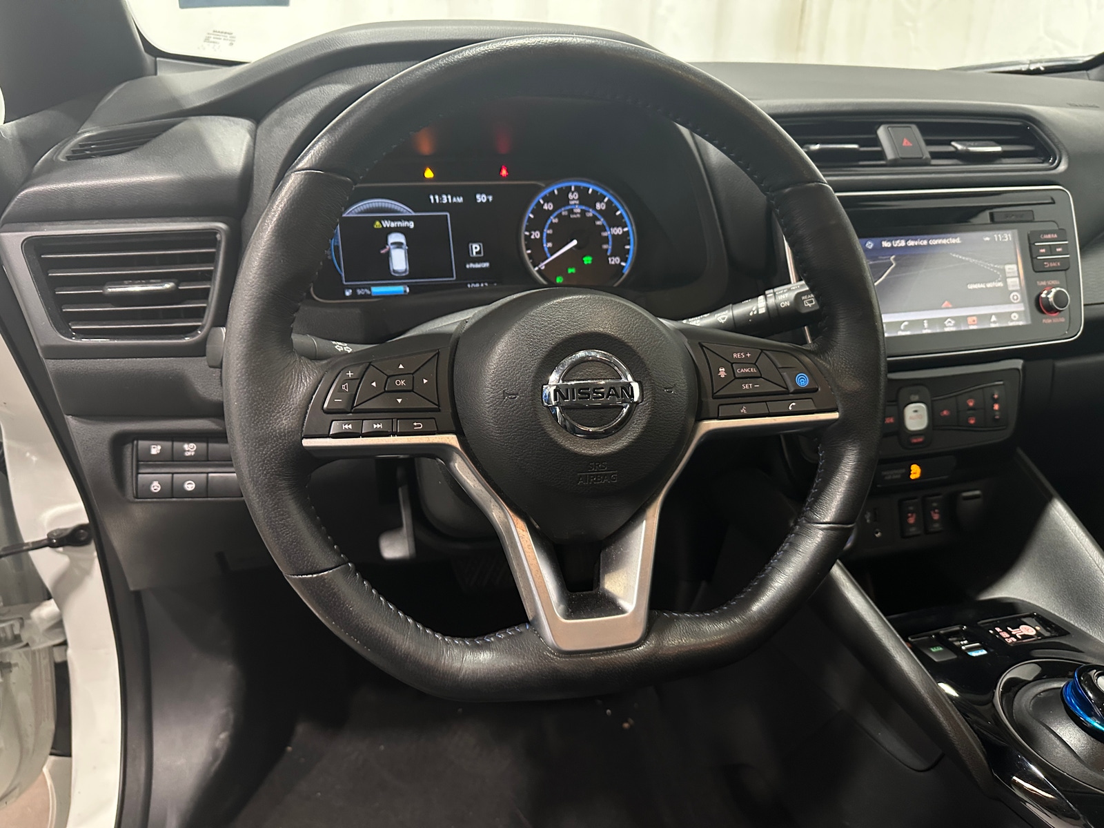 Thumbnail: 2018 Nissan Leaf - 4