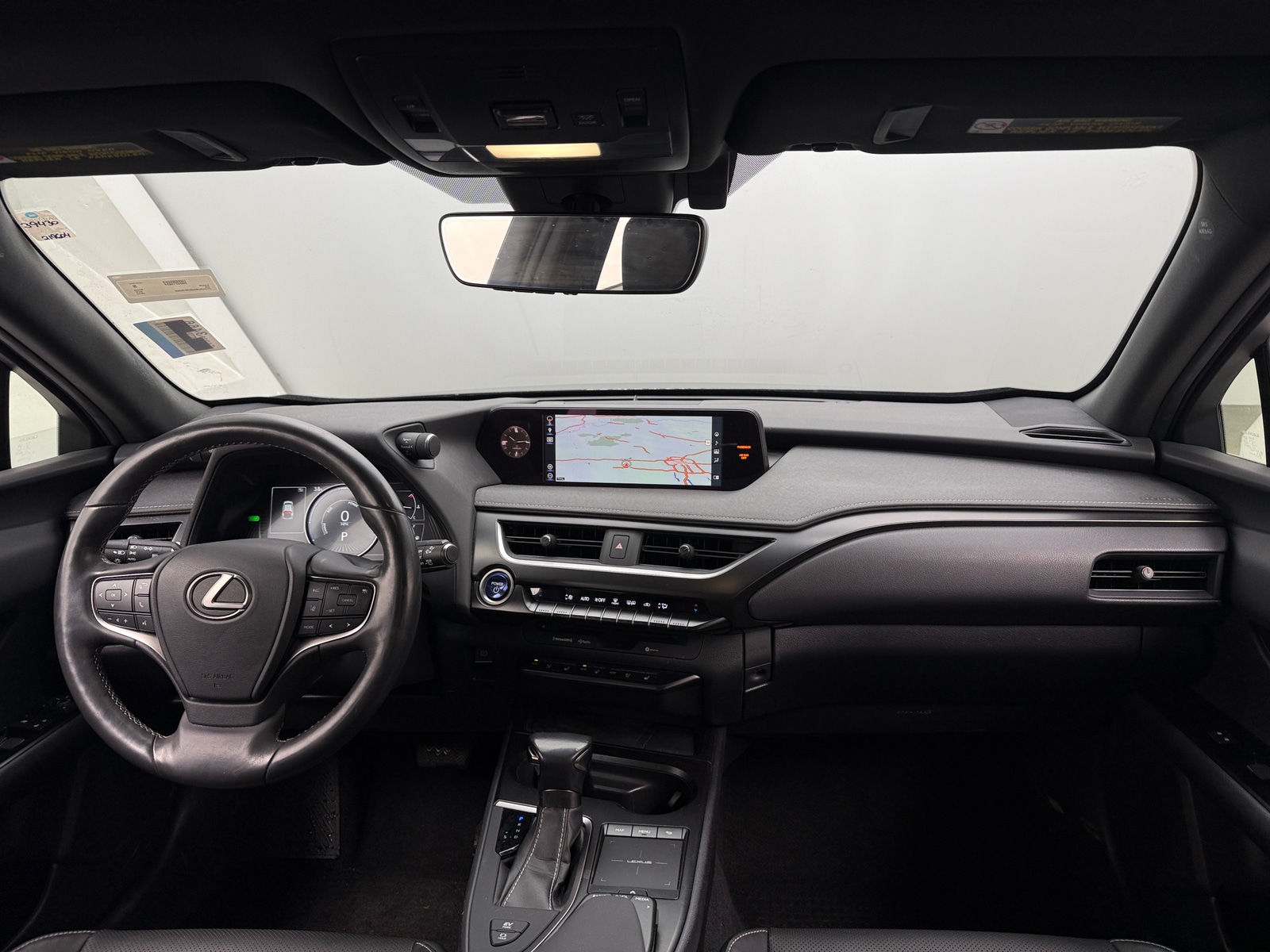 Thumbnail: 2019 Lexus UX - 2