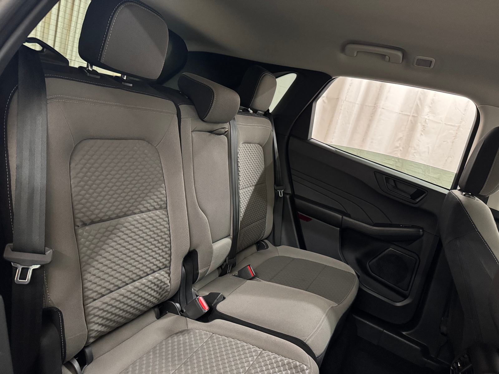 Thumbnail: 2022 Ford Escape - 6