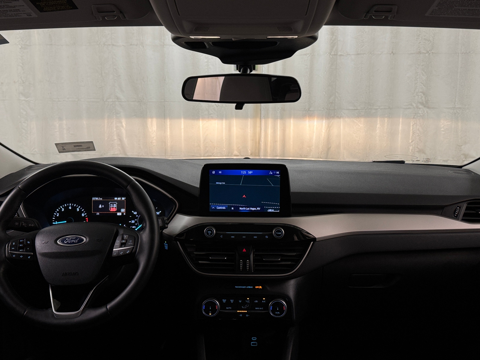 Thumbnail: 2022 Ford Escape - 3