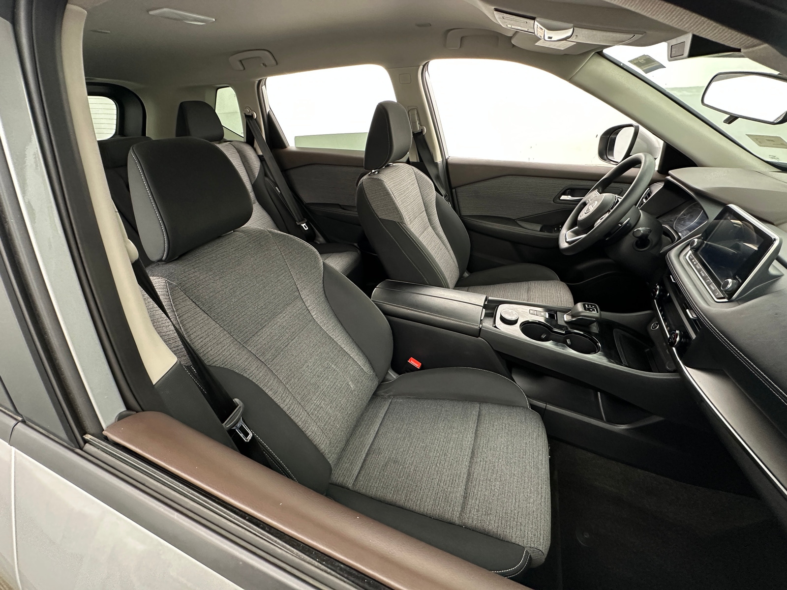 Thumbnail: 2023 Nissan Rogue - 2