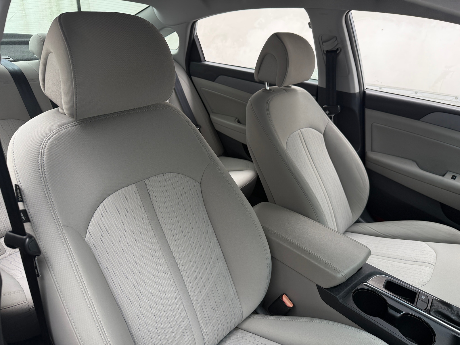 Thumbnail: 2016 Hyundai Sonata - 2