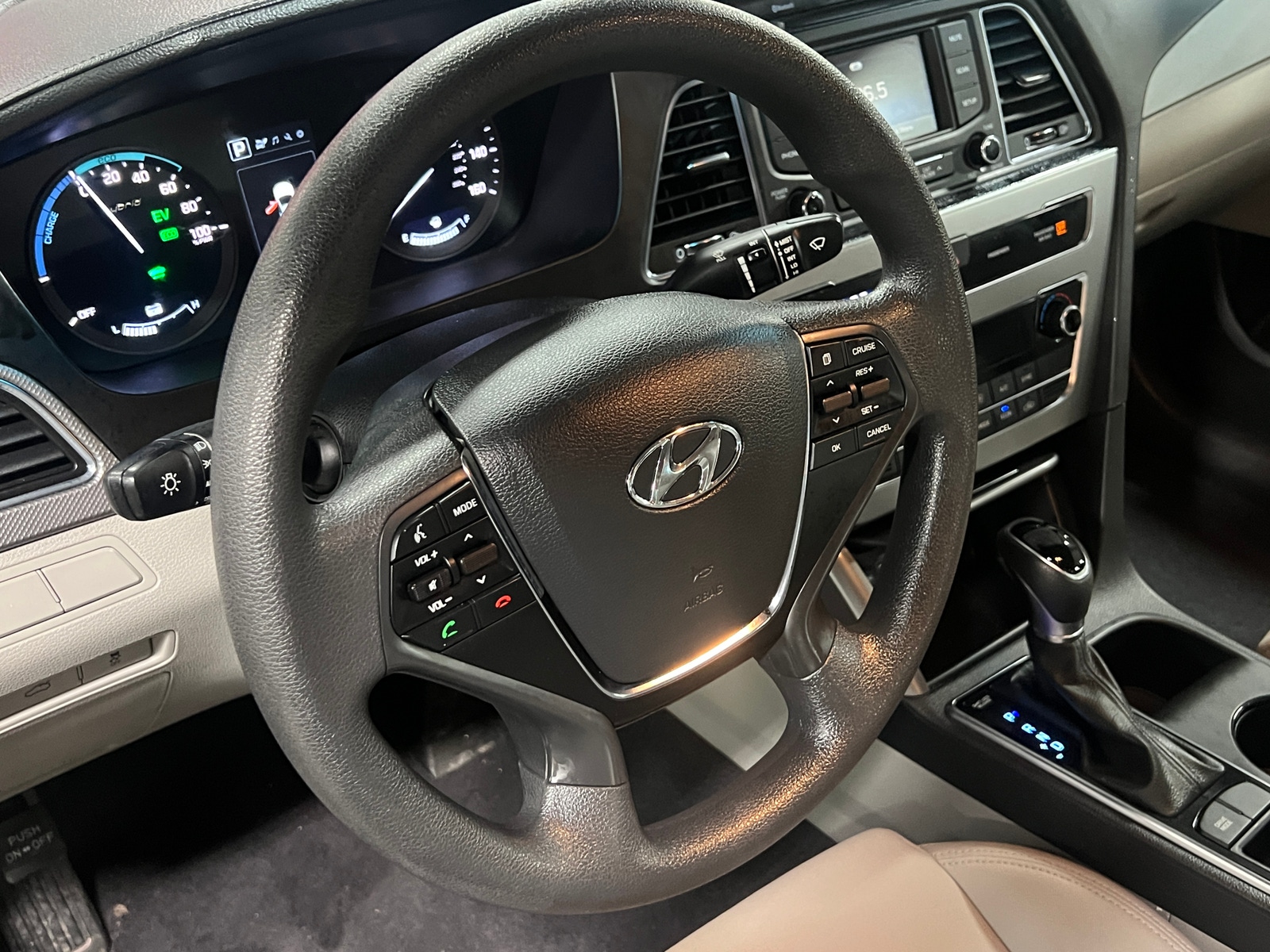 Thumbnail: 2016 Hyundai Sonata - 5