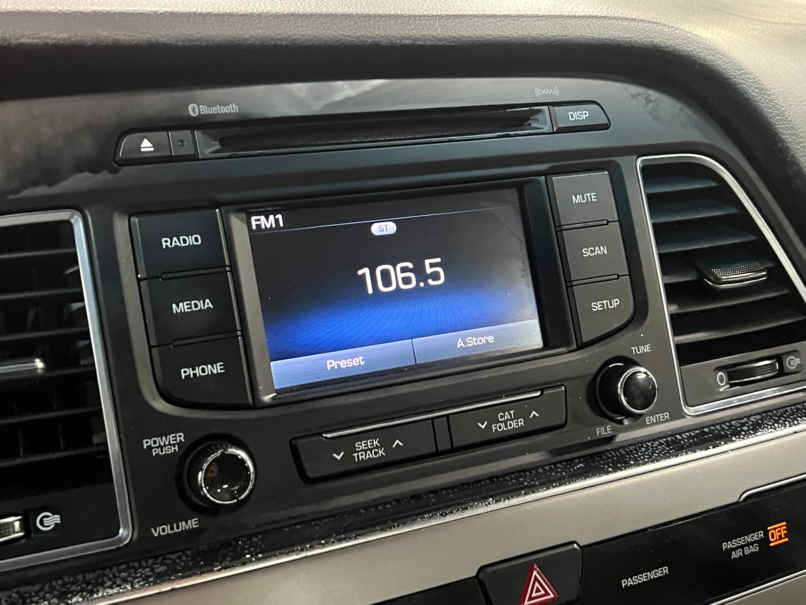 Thumbnail: 2016 Hyundai Sonata - 4