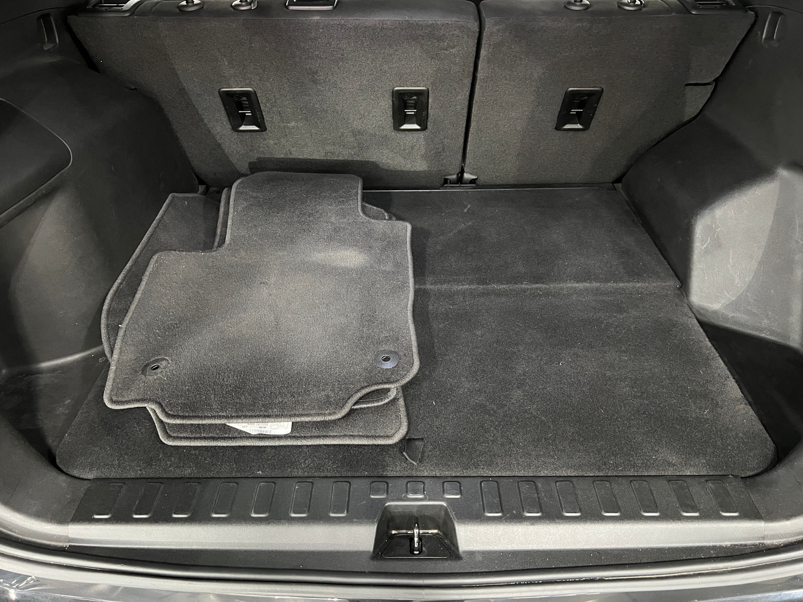 Thumbnail: 2021 Chevrolet Equinox - 7