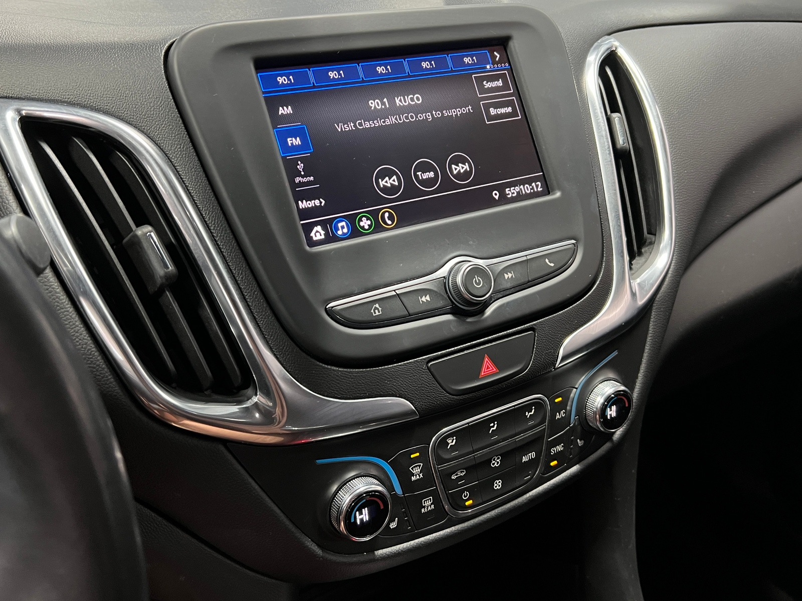 Thumbnail: 2021 Chevrolet Equinox - 4