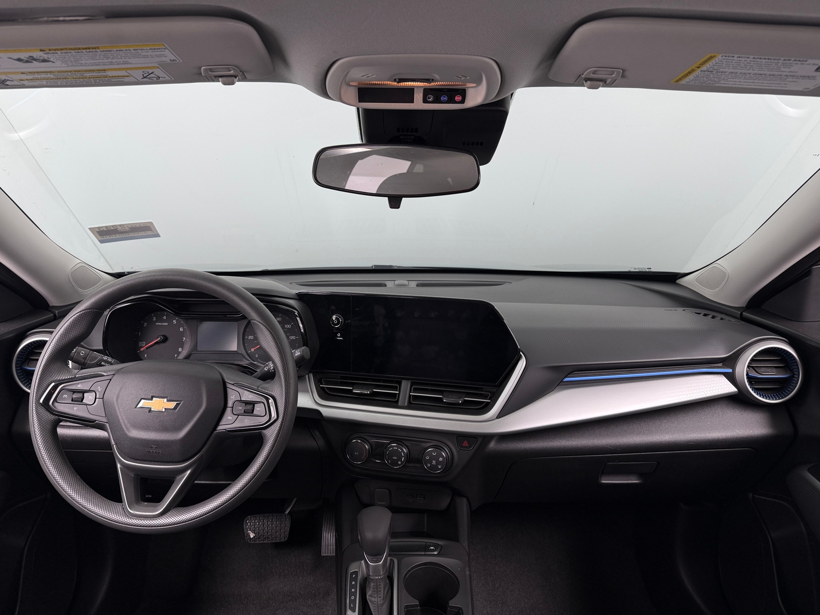 Thumbnail: 2025 Chevrolet Trax - 3