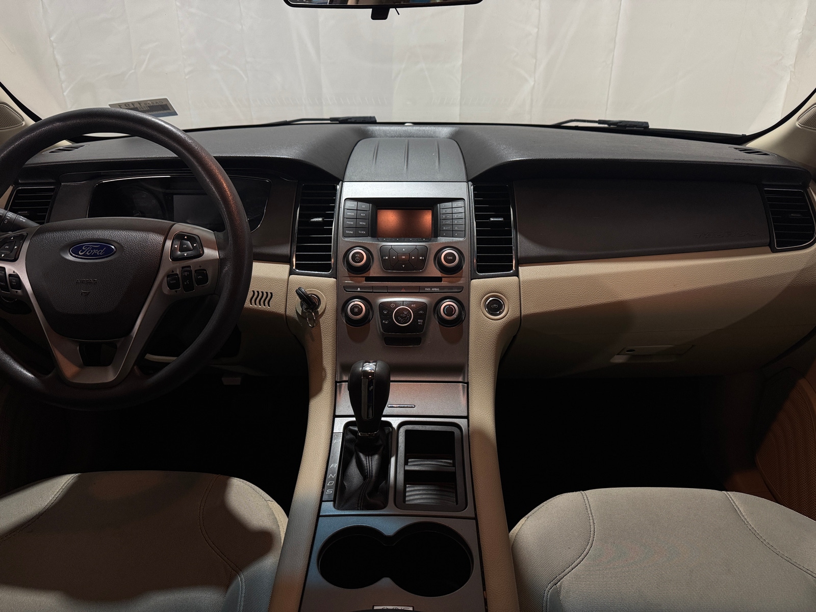 Thumbnail: 2016 Ford Taurus - 3