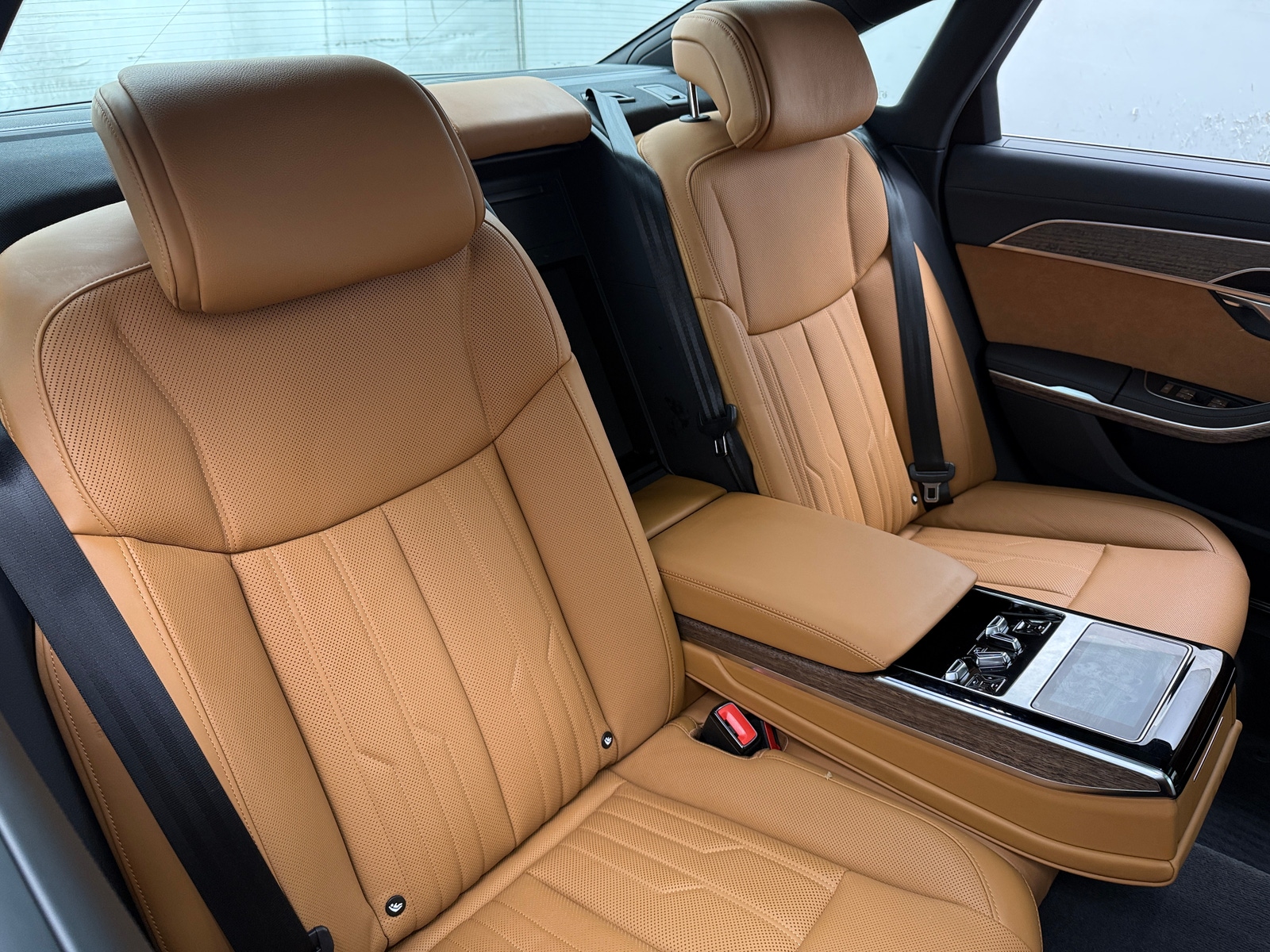 Thumbnail: 2023 Audi A8 - 5