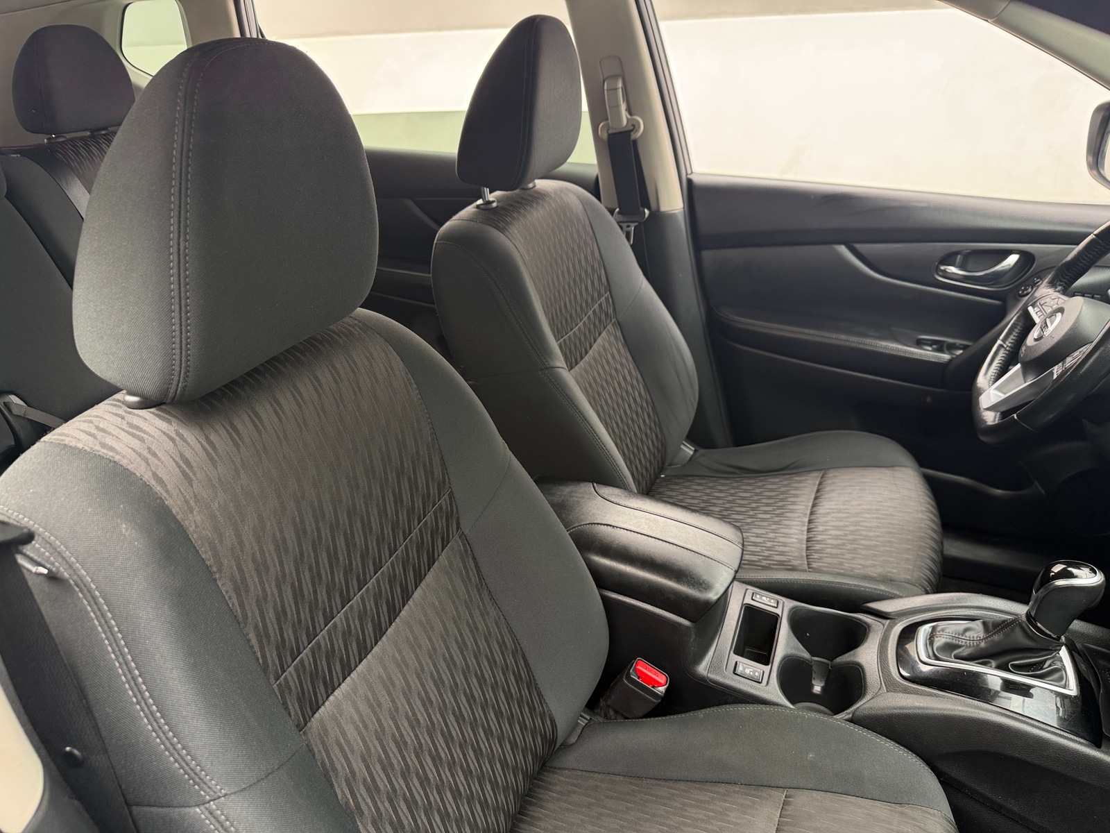 Thumbnail: 2018 Nissan Rogue - 2