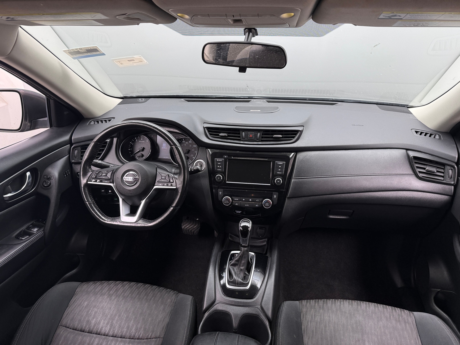 Thumbnail: 2018 Nissan Rogue - 3