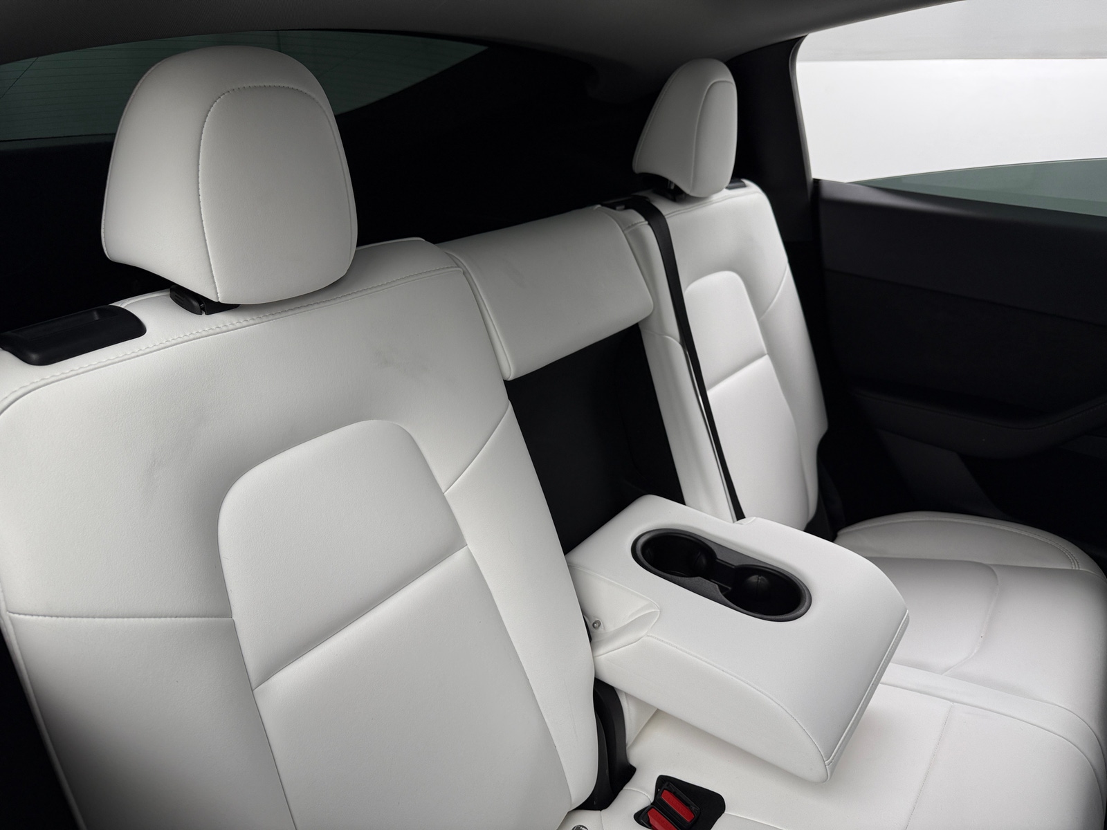 Thumbnail: 2023 Tesla Model Y - 6