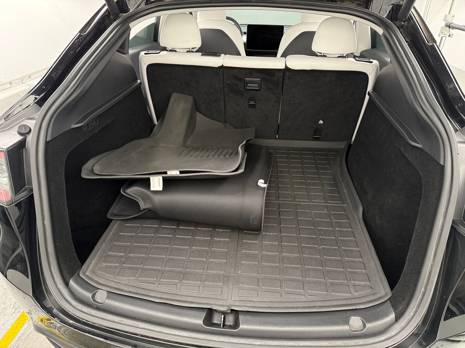 Thumbnail: 2023 Tesla Model Y - 7