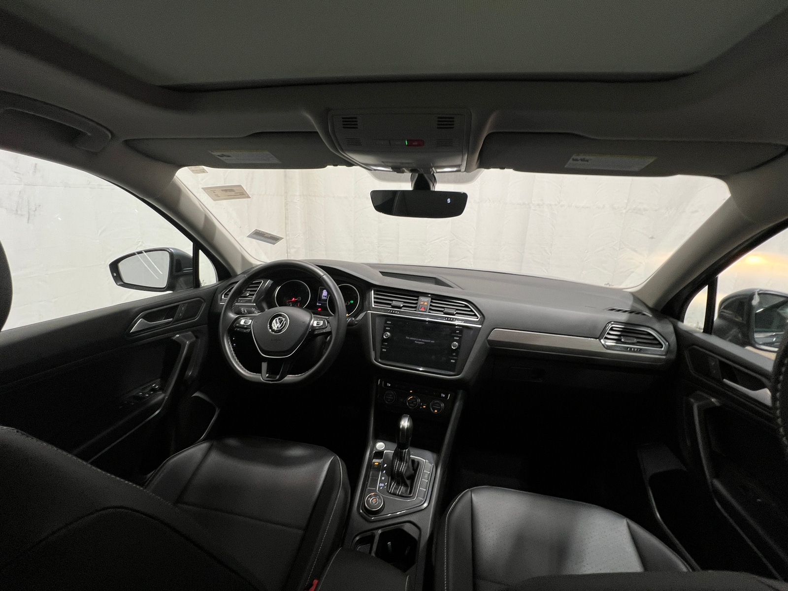 Thumbnail: 2021 Volkswagen Tiguan - 2