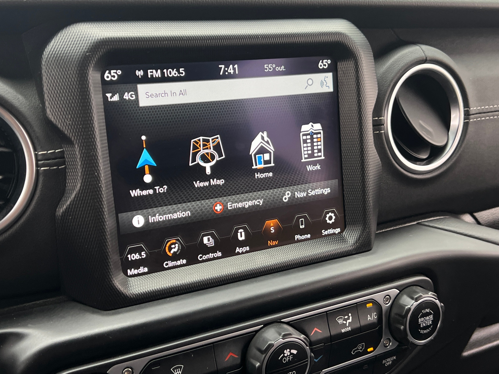 Thumbnail: 2022 Jeep Wrangler - 3