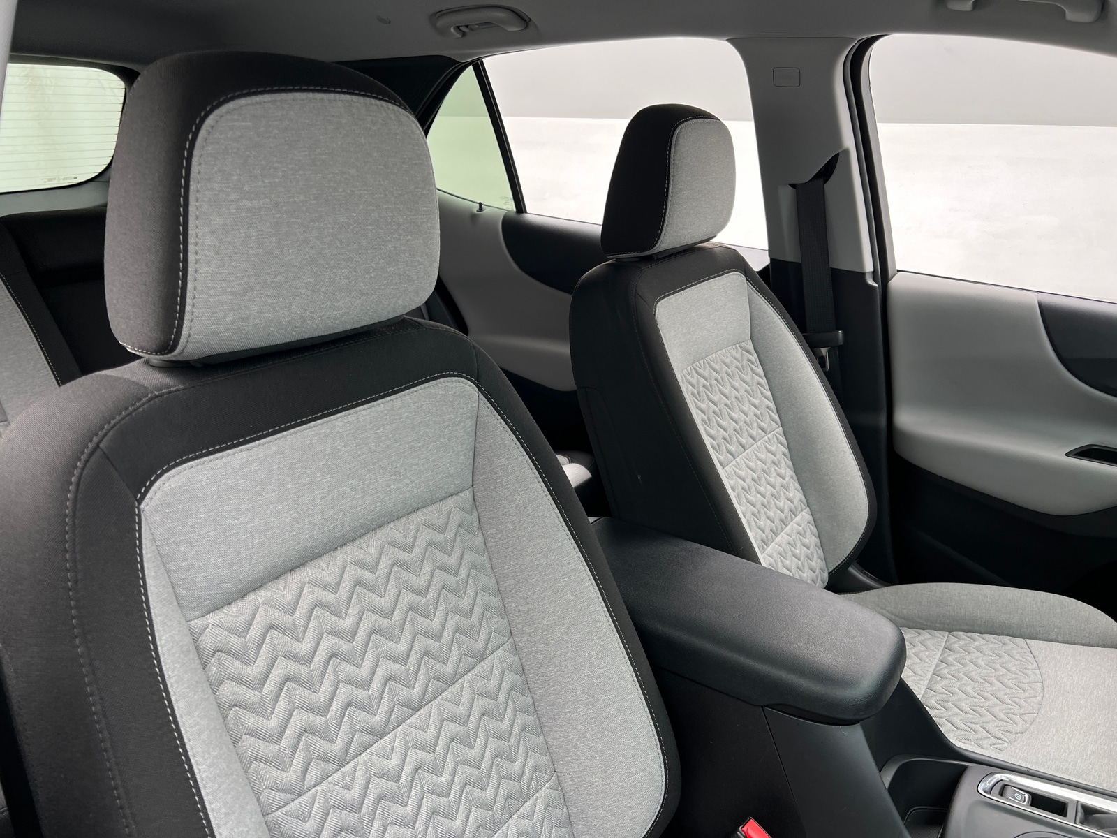 Thumbnail: 2024 Chevrolet Equinox - 2