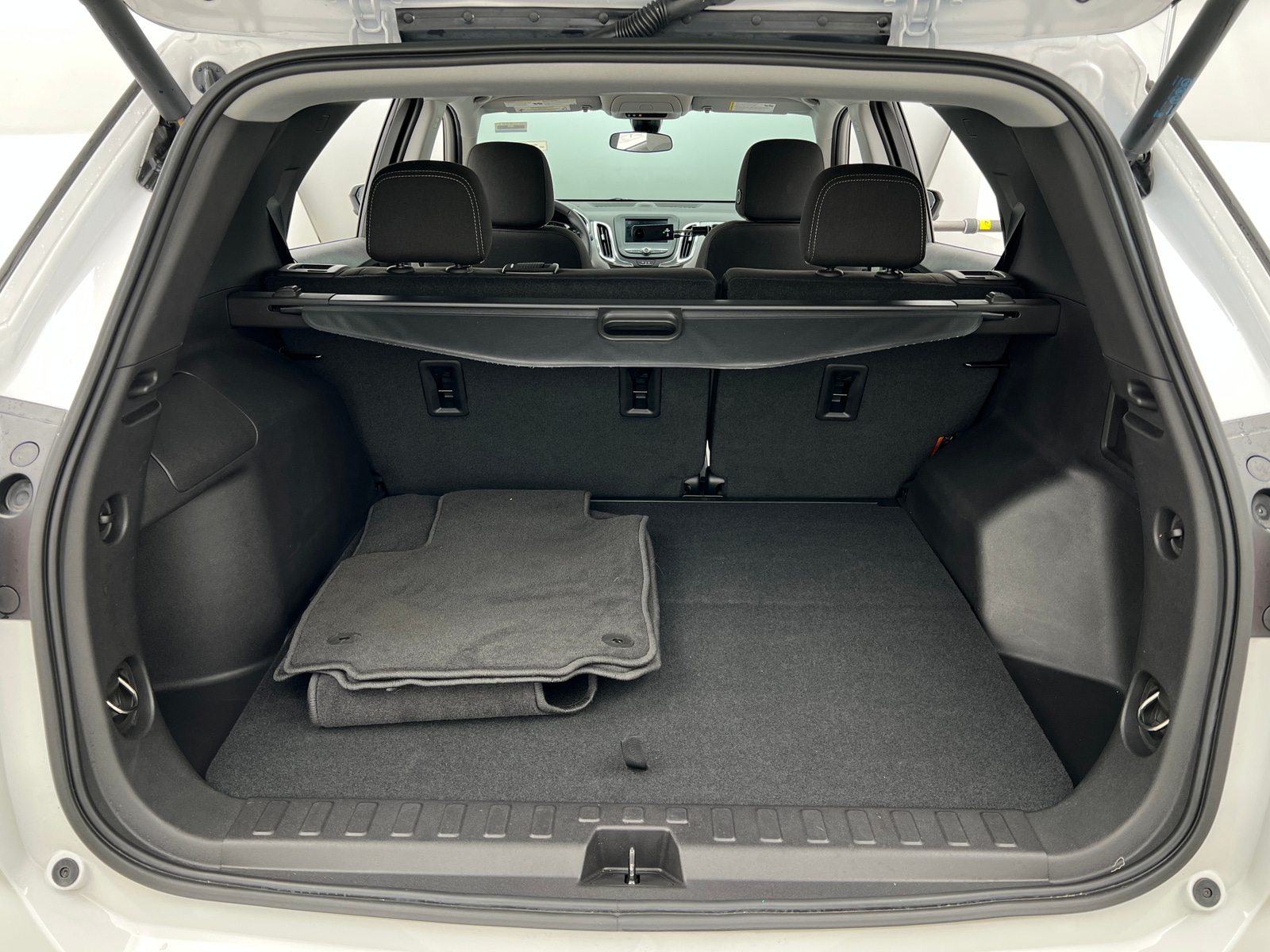 Thumbnail: 2024 Chevrolet Equinox - 7