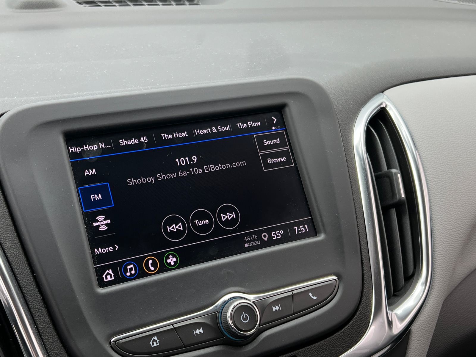 Thumbnail: 2024 Chevrolet Equinox - 4