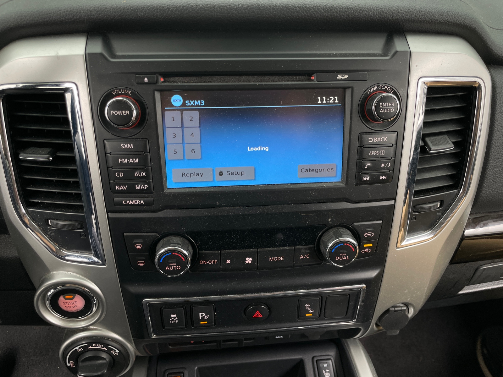 Thumbnail: 2018 Nissan Titan - 4