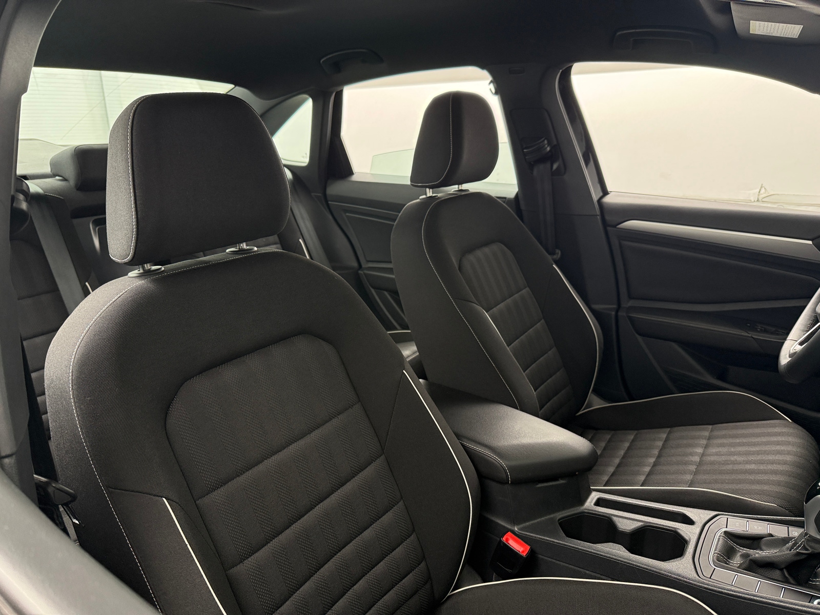 Thumbnail: 2023 Volkswagen Jetta - 2