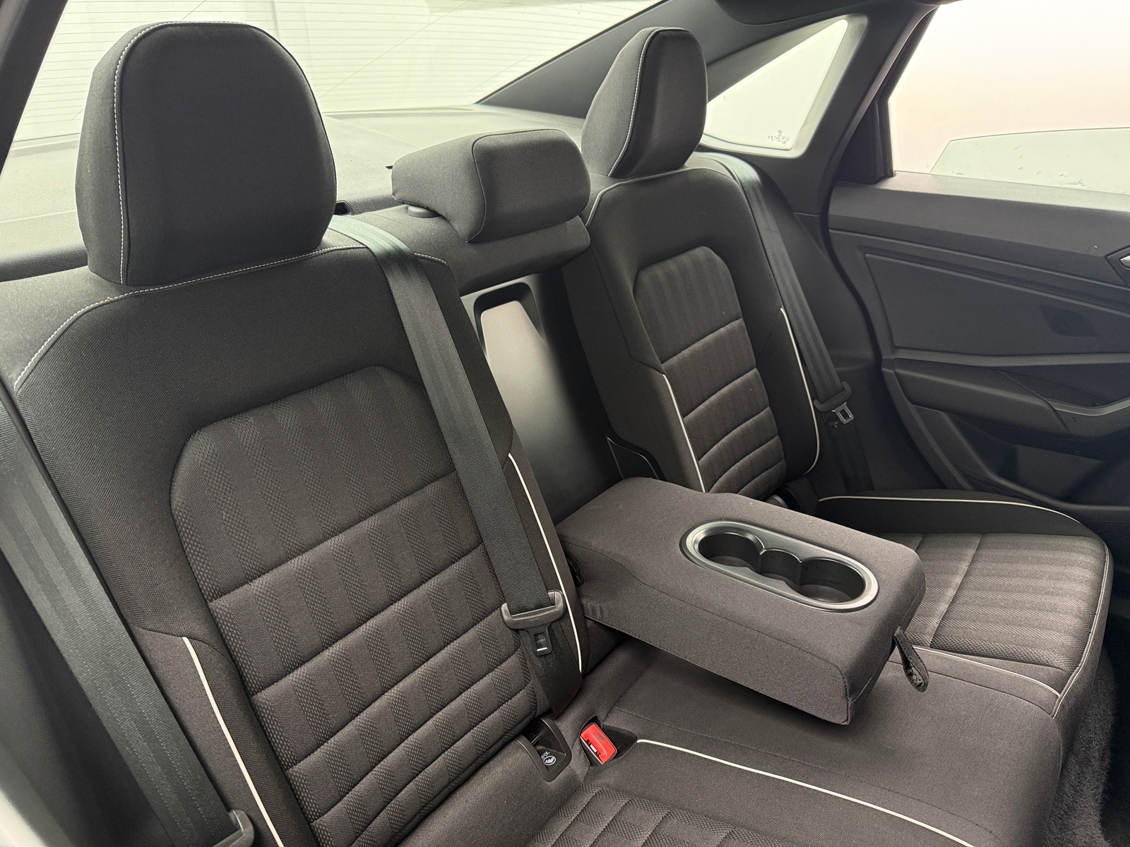 Thumbnail: 2023 Volkswagen Jetta - 6