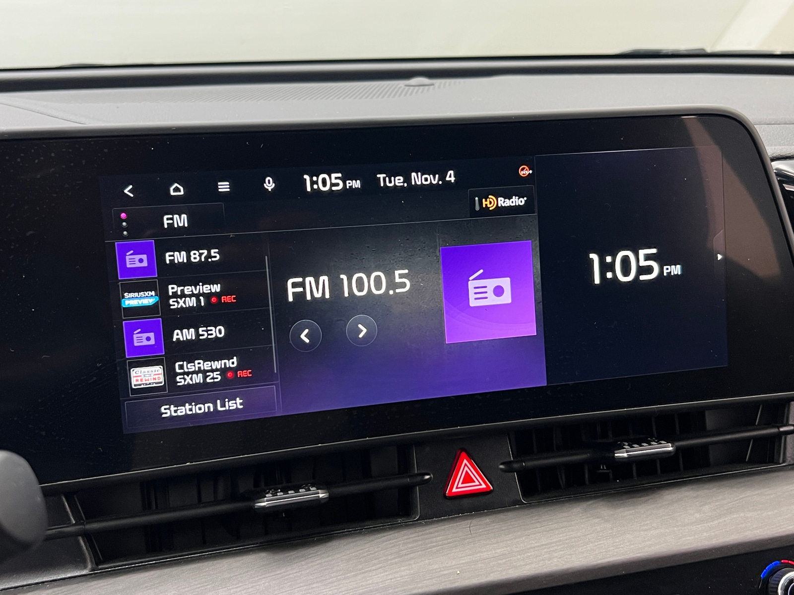 Thumbnail: 2023 Kia Sportage - 3