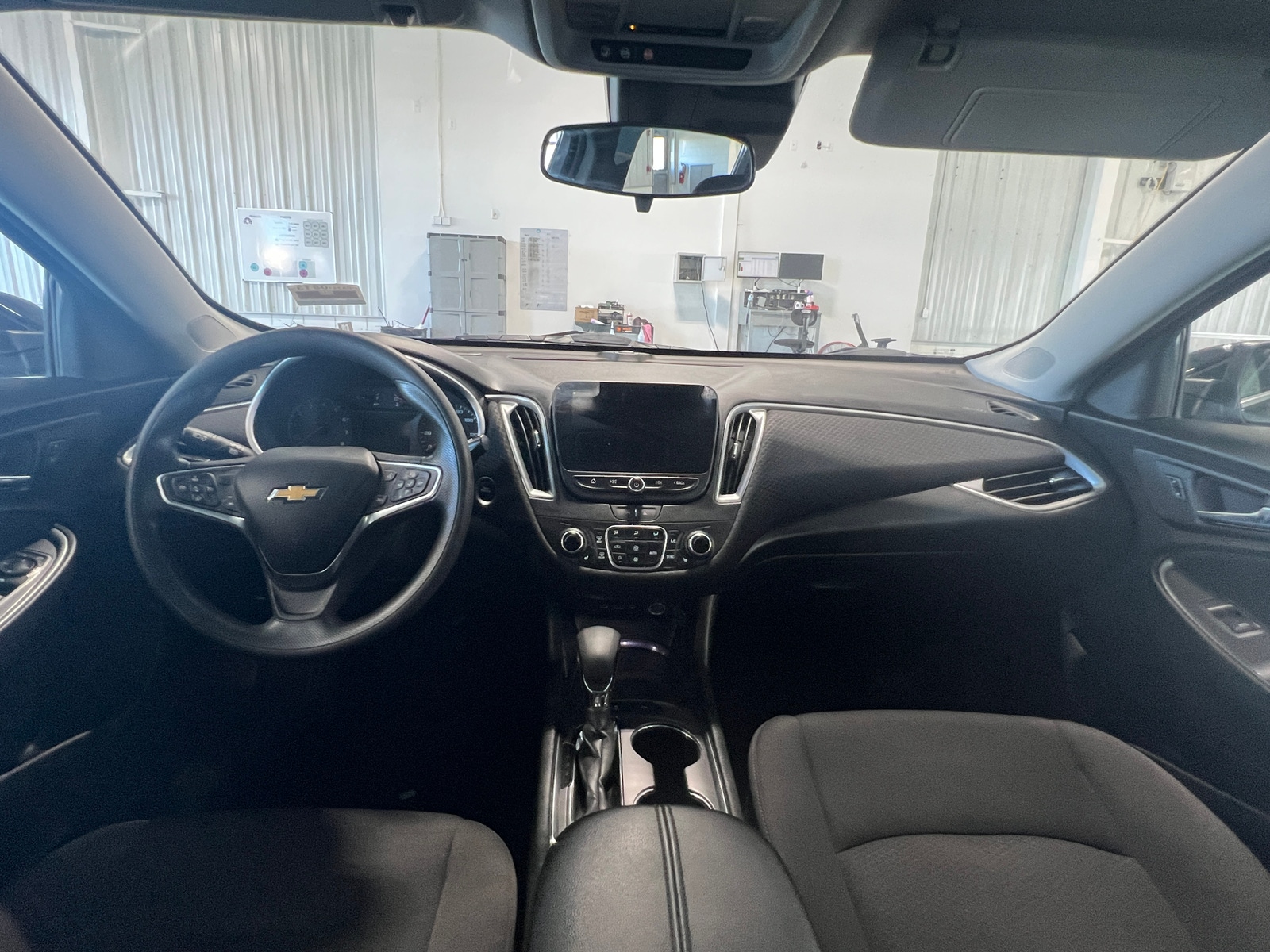 Thumbnail: 2024 Chevrolet Malibu - 3