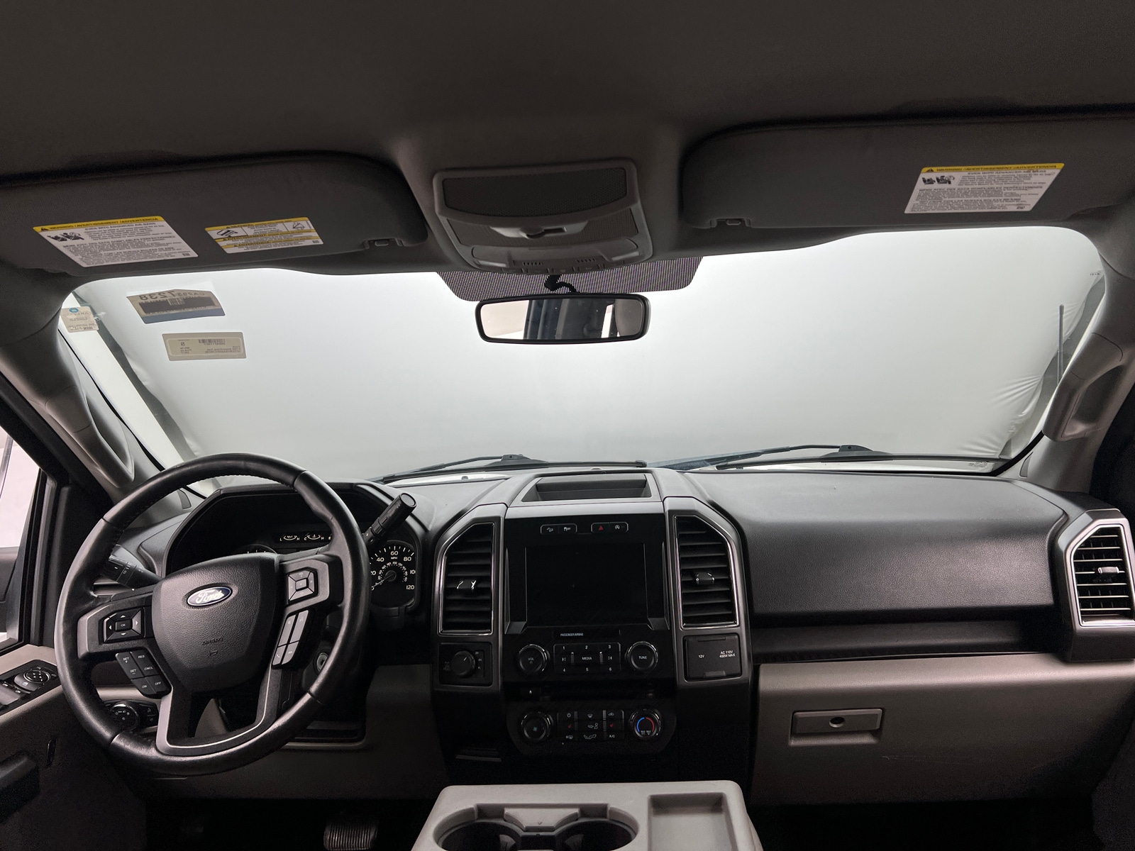 Thumbnail: 2017 Ford Econoline - 3