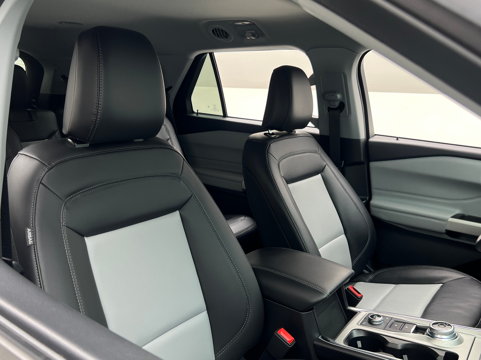 Thumbnail: 2023 Ford Explorer - 2