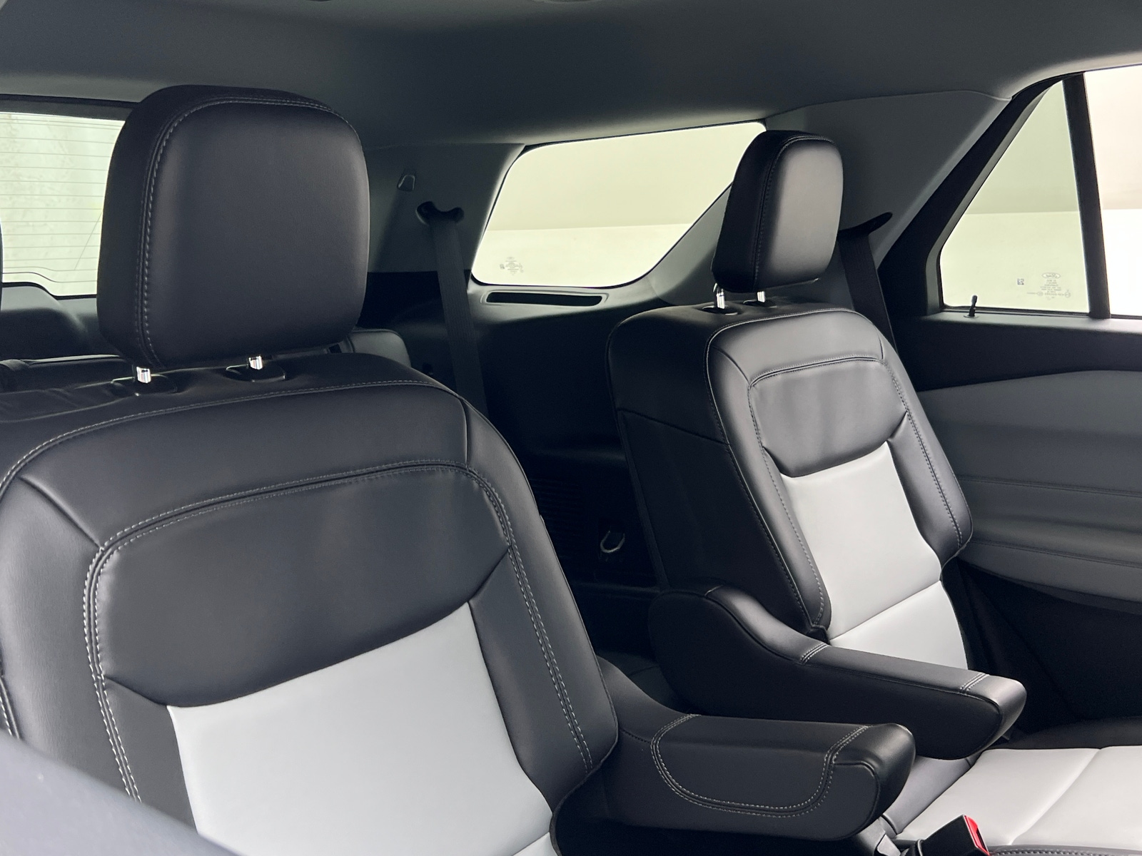 Thumbnail: 2023 Ford Explorer - 6