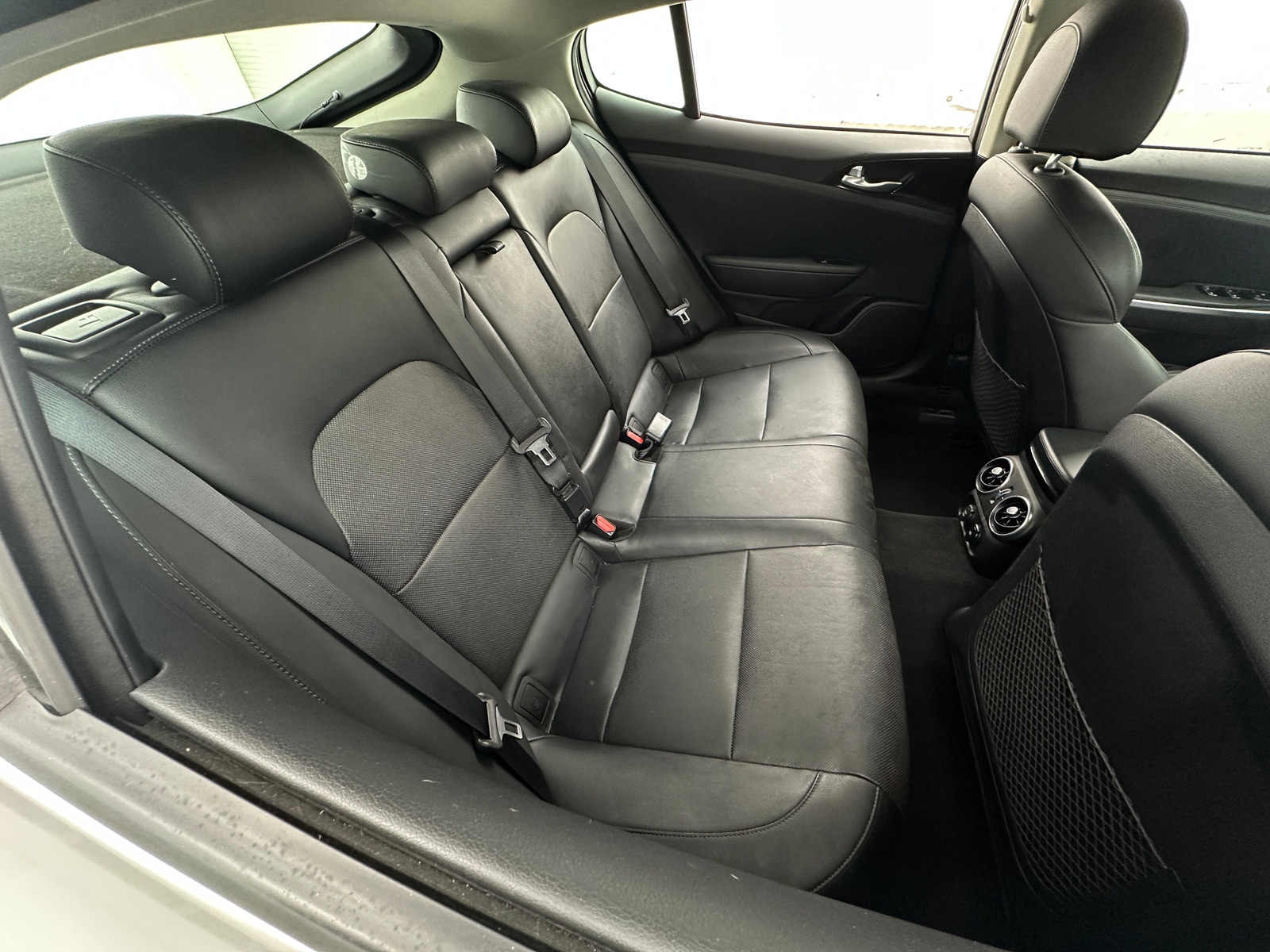 Thumbnail: 2018 Kia Stinger - 5