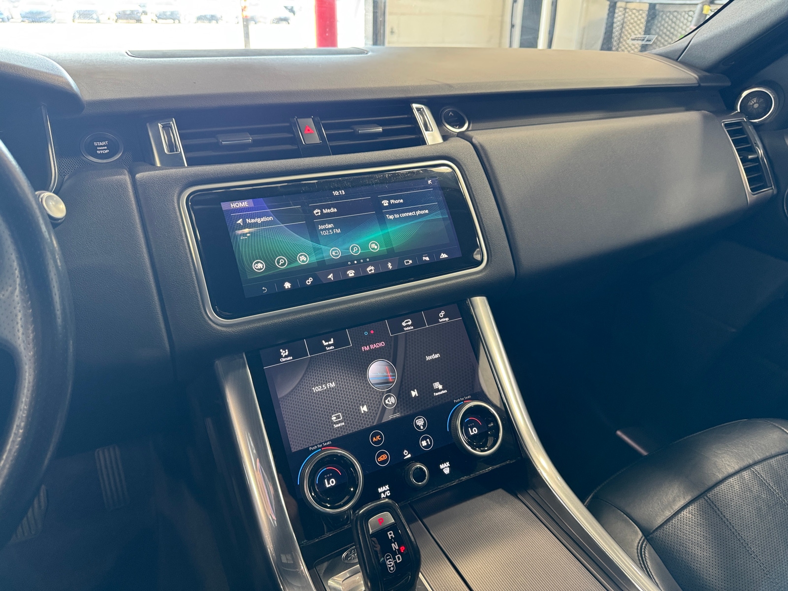 Thumbnail: 2018 Land Rover Range Rover Sport - 3