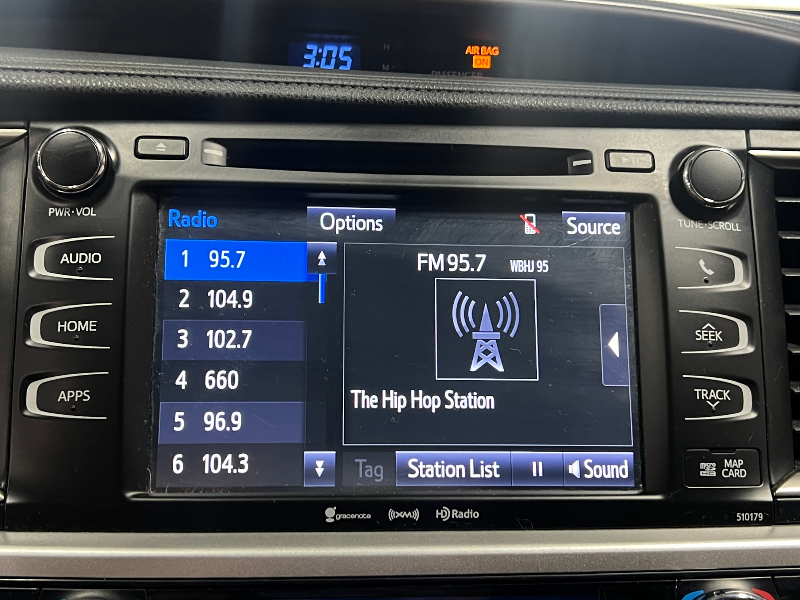 Thumbnail: 2017 Toyota Highlander - 3