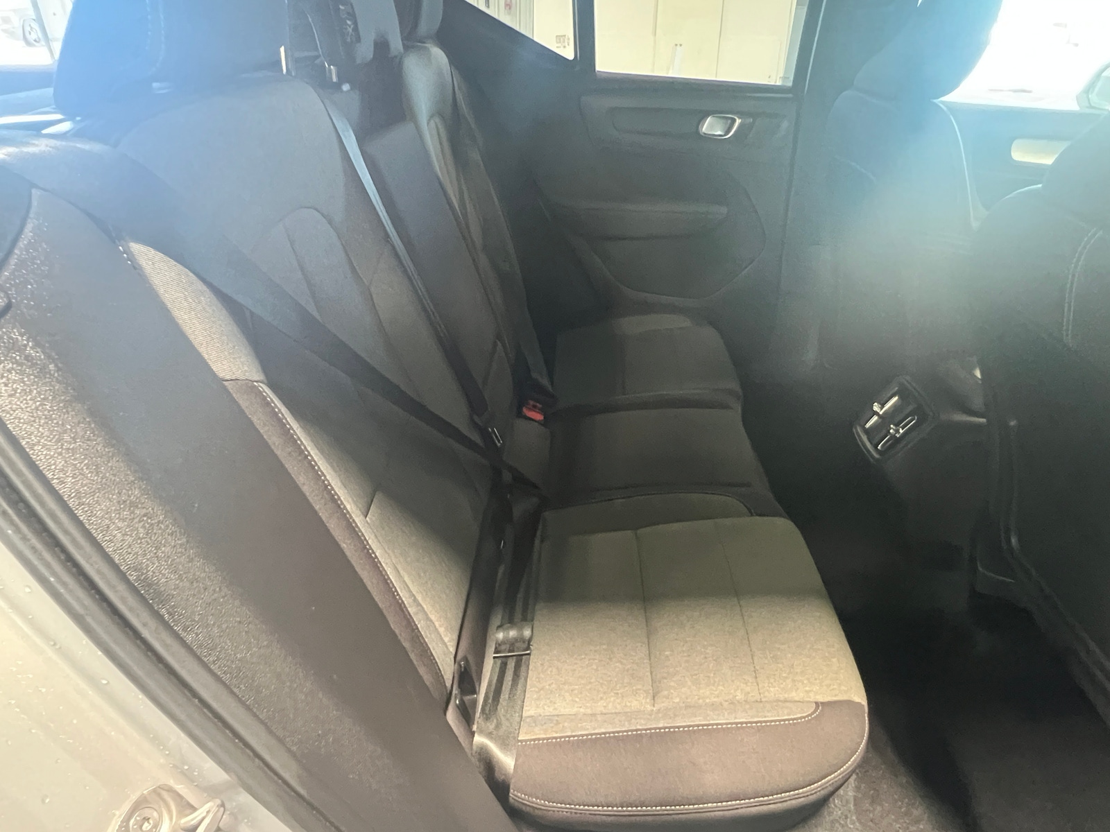 Thumbnail: 2024 Volvo XC40 - 6