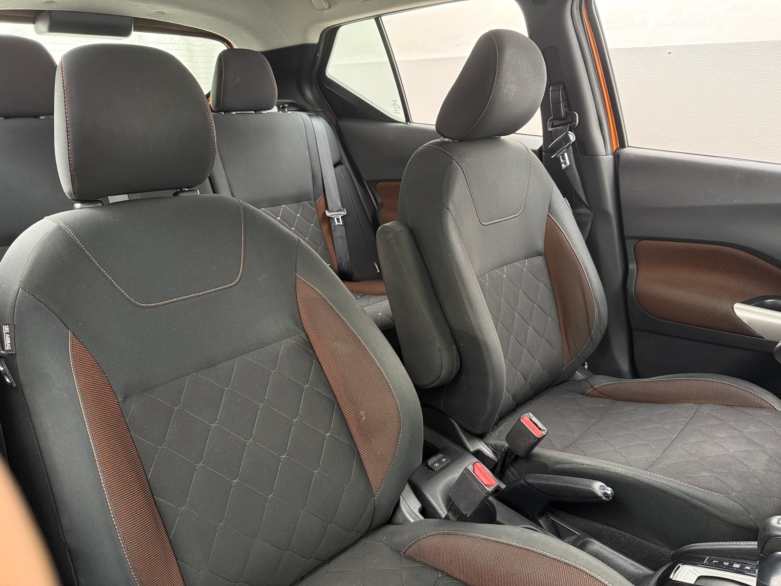 Thumbnail: 2020 Nissan Kicks - 2