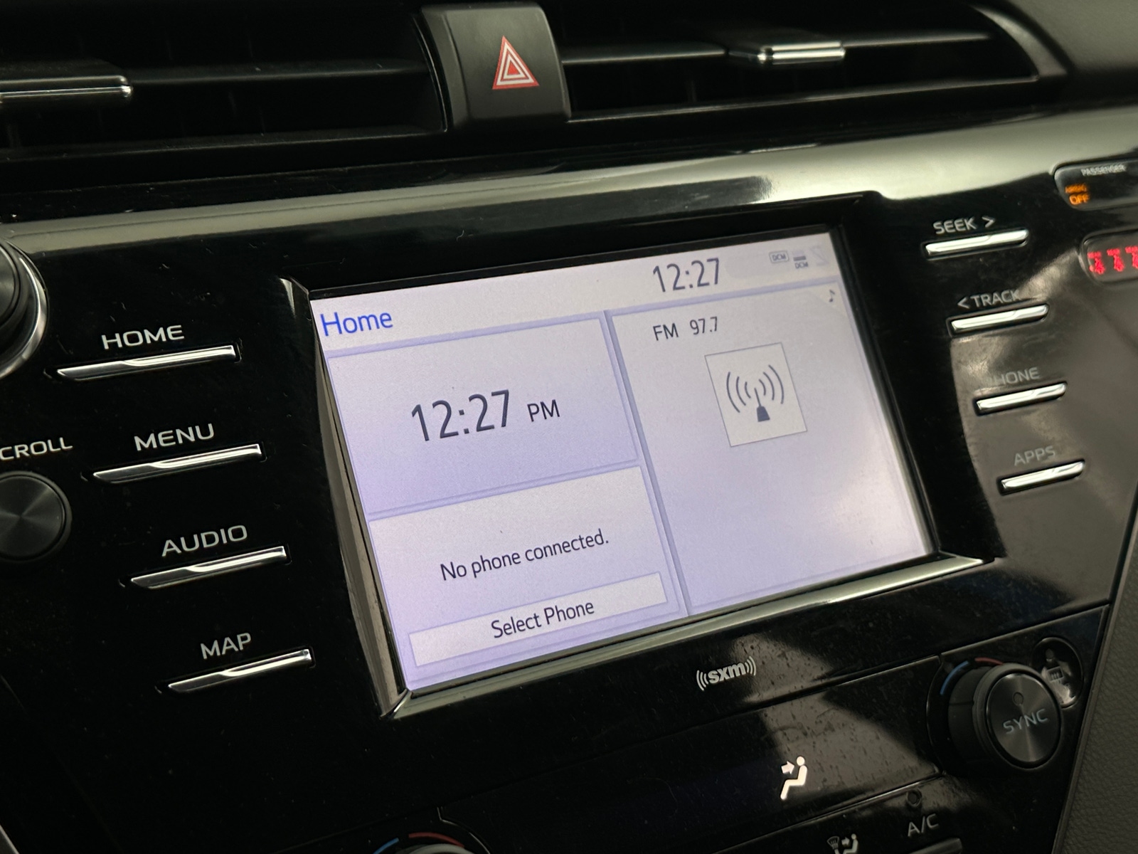 Thumbnail: 2020 Toyota Camry - 4