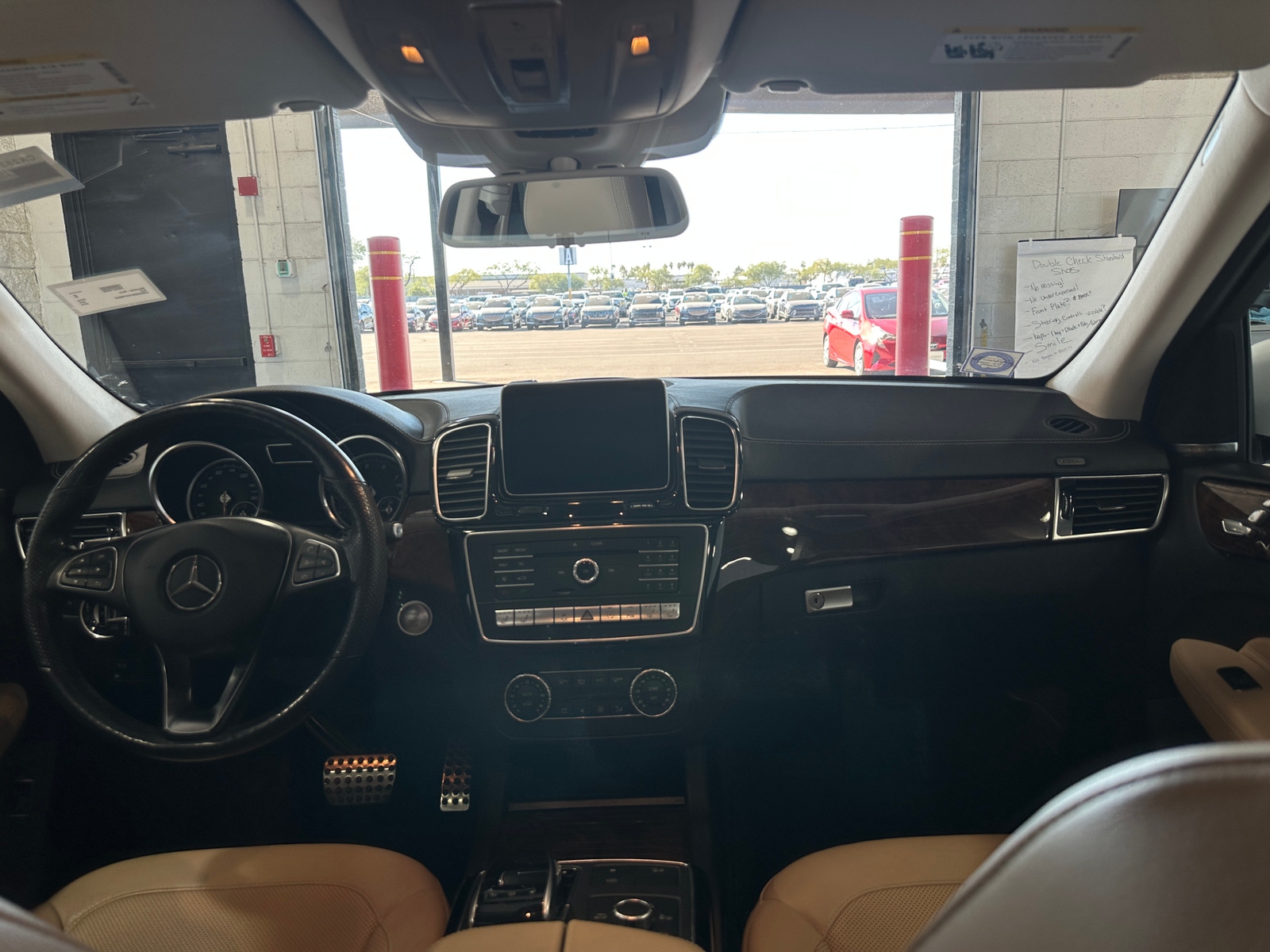 Thumbnail: 2016 Mercedes-Benz GLE - 2