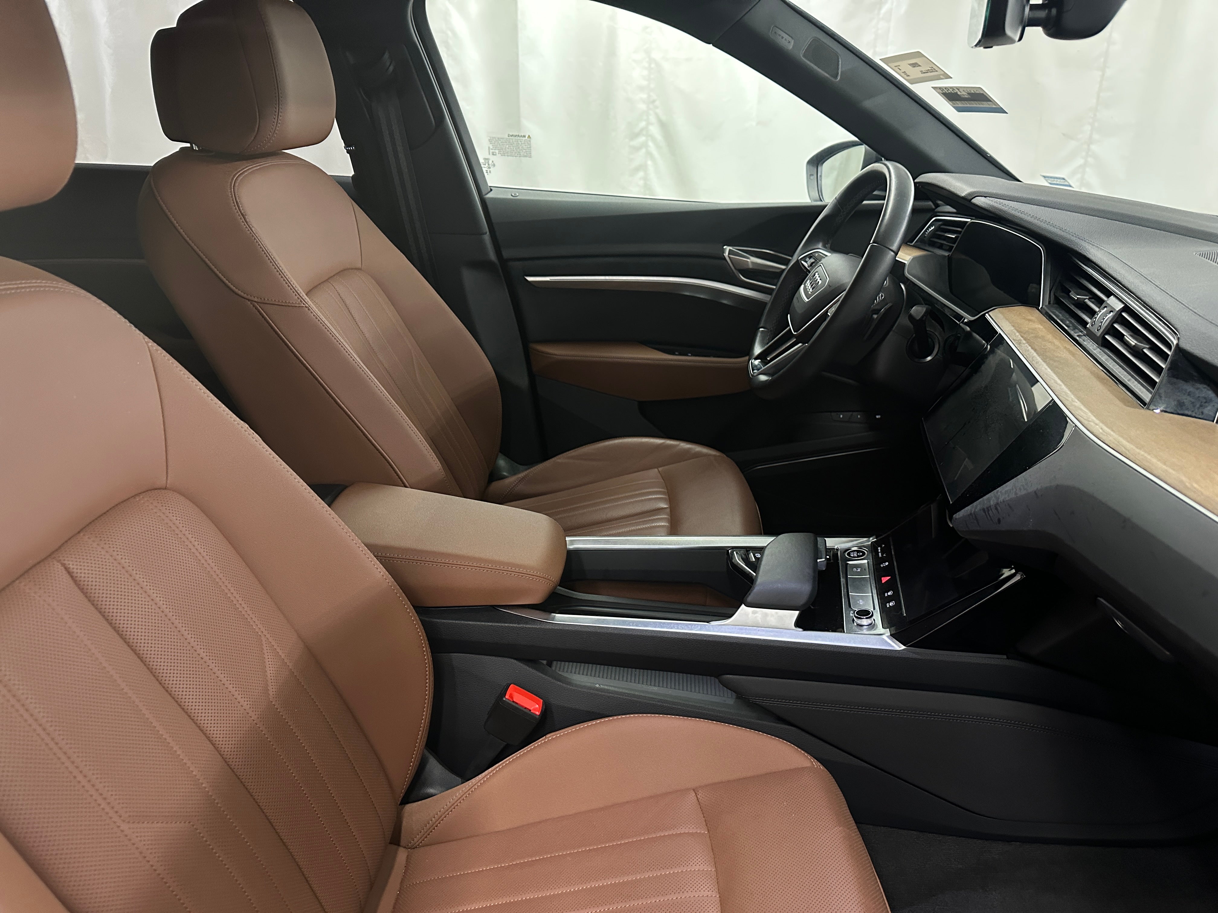 Used 2024 Audi Q8 Sportback e-tron Premium Plus with VIN WA1CAAGE7RB036975 for sale in Oak Creek, WI