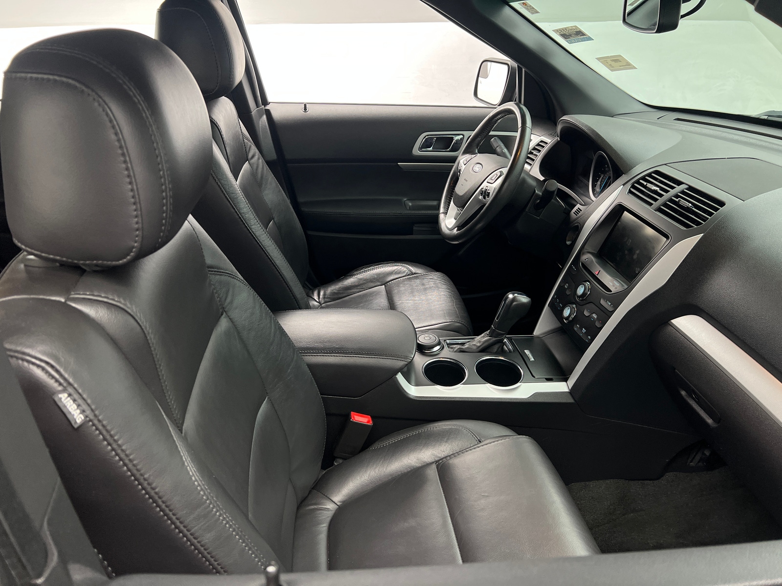 Thumbnail: 2014 Ford Explorer - 2